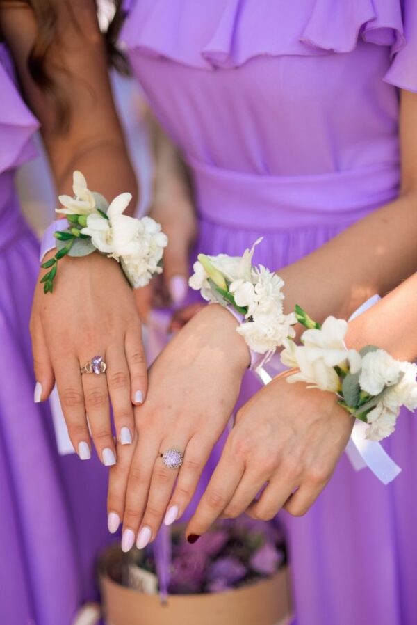 Corsage and Boutonniere Set - Image 6