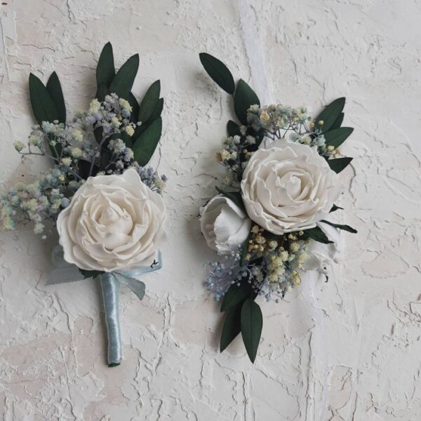 Corsage and Boutonniere Set - Image 25