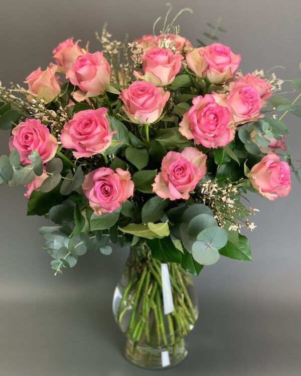 Roses Glass Vase Arrangement - Image 4