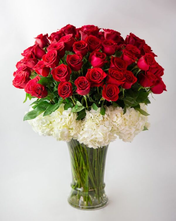 Roses Glass Vase Arrangement - Image 7