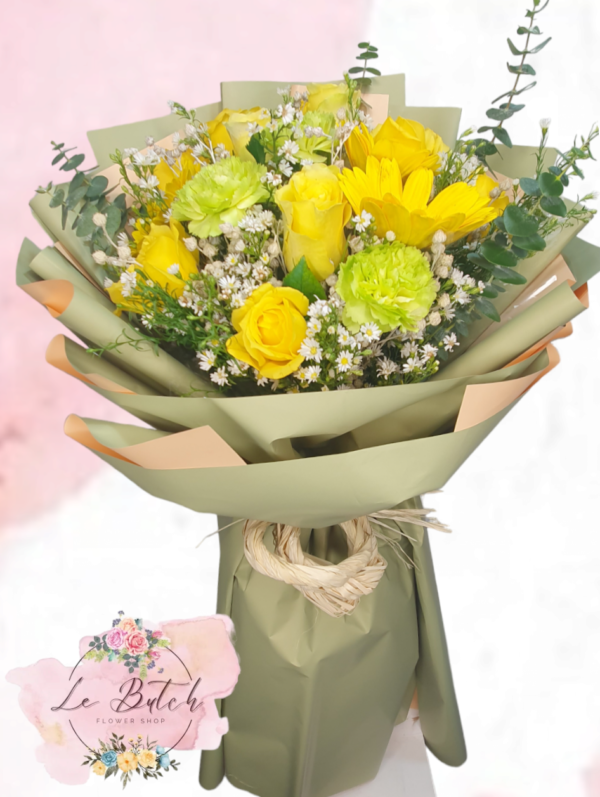 Mixed Flowers Bouquet - Image 4